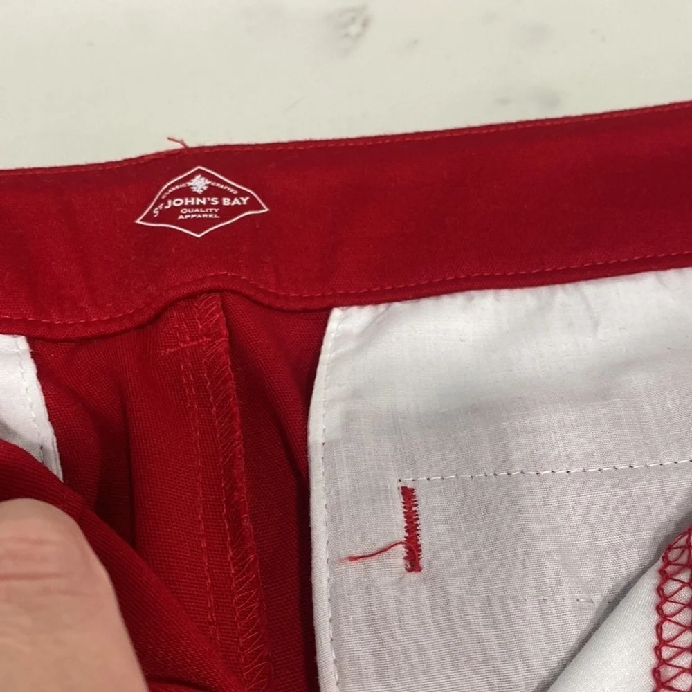 St. John’s bay red capris 14 - Picture 3 of 3